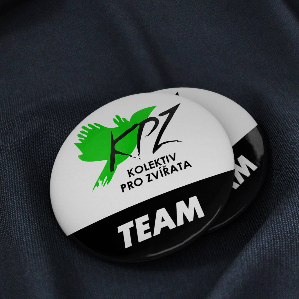 Týmová placka Kolektivu pro zvířata